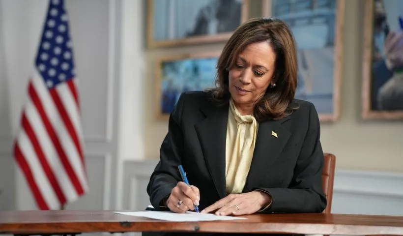 This is not about drugs or democracy, but oil: Kamala Harris slams Trump over Maduro's capture