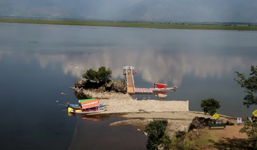 Wular lake swells in Kashmir, officials say maintaining guard